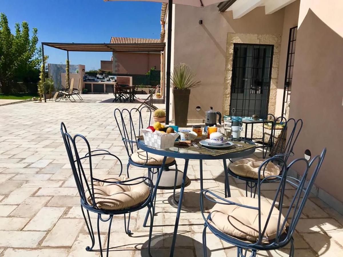 Il Baglio Del Picchio - Noto Apartman San Corrado di Fuori Kültér fotó