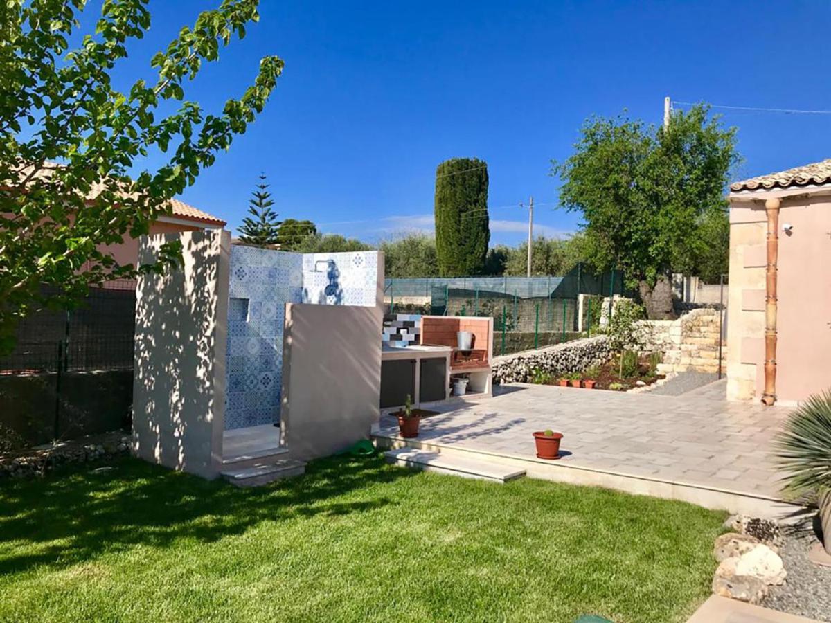 Il Baglio Del Picchio - Noto Apartman San Corrado di Fuori Kültér fotó